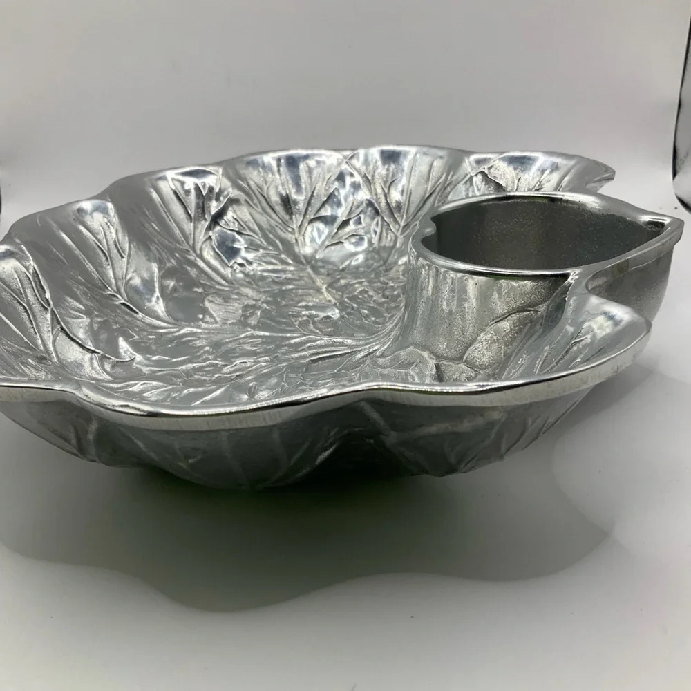 Wilton Armetale Vintage Cabbage Leaf Chip & Dip Serving Bowl
